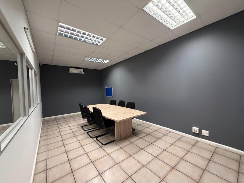 To Let Commercial Property for Rent in North End Eastern Cape